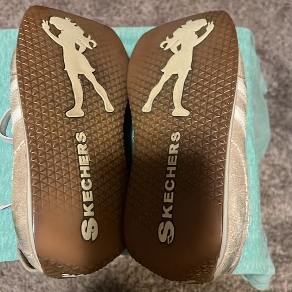 Sketchers from something else size 5.5 US wedge tan upper leather - Picture 10 of 13